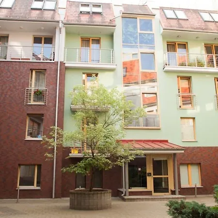 In Uzupis * فيلنيوس